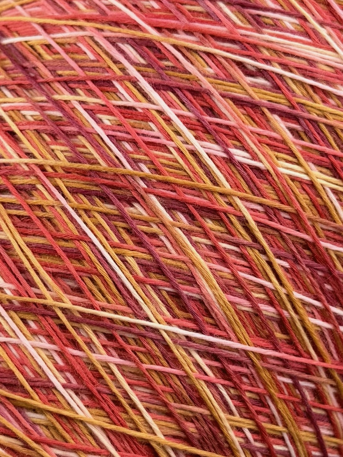 Zimpfer Wolle Art. Mimi Multicolor 500 m / 100 g – Garn aus Bambus und Seide col. Koralle, Honig und Elfenbein